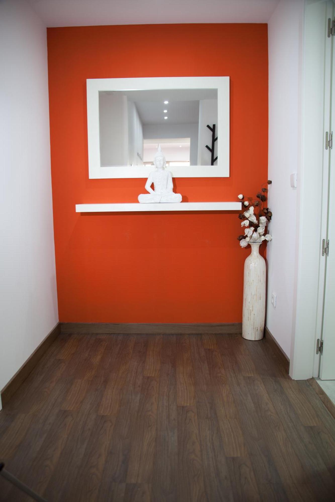 Color Suites Alicante Bilik gambar