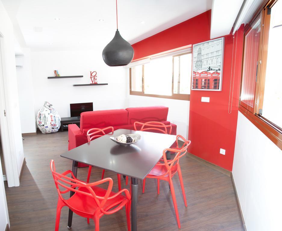 Color Suites Alicante Bilik gambar
