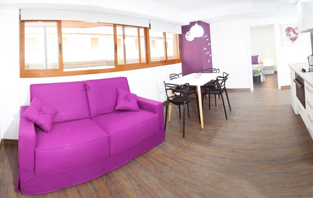 Color Suites Alicante Bilik gambar