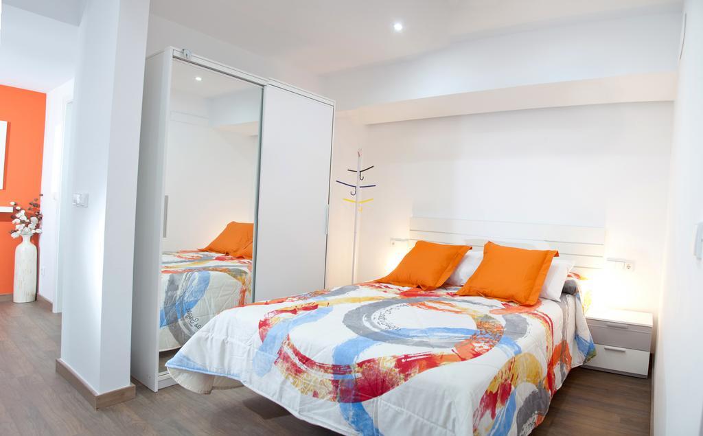 Color Suites Alicante Bilik gambar